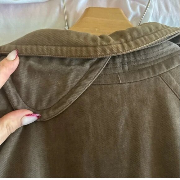 Neiman Marcus Couture Trench Coat with Belted Cuffs and Epaulettes - Picture 11 of 15